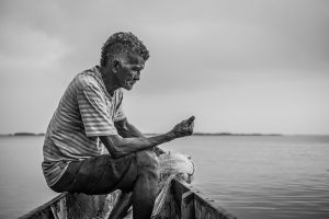 Mención especial: Juan Pablo Rodríguez Salazar. Nombre de la foto: El pescador. Tomada en la Ciénaga de Barranquilla.